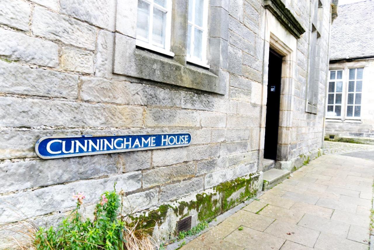 Stunning & Unique Apt In Culross ภายนอก รูปภาพ